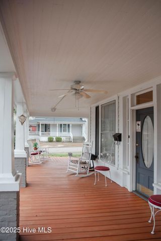 203 Minturn Avenue, Hamlet, NC 28345