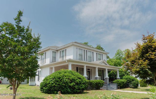 203 Minturn Avenue, Hamlet, NC 28345