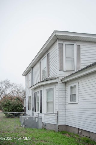 203 Minturn Avenue, Hamlet, NC 28345
