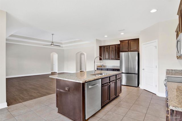 4738 Felicity Ln, Pace, FL 32571