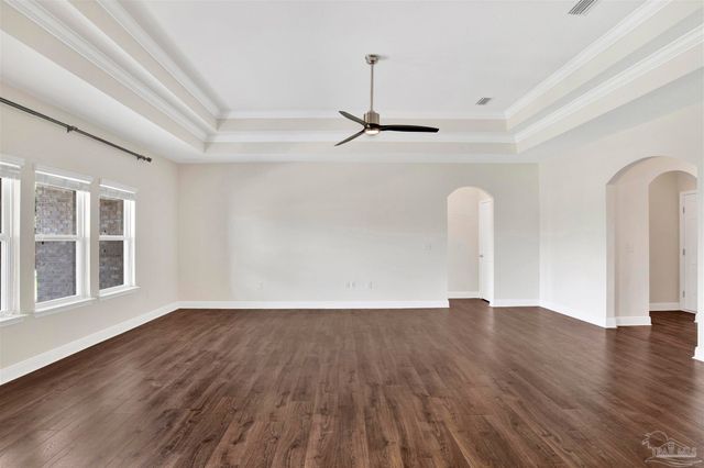 4738 Felicity Ln, Pace, FL 32571