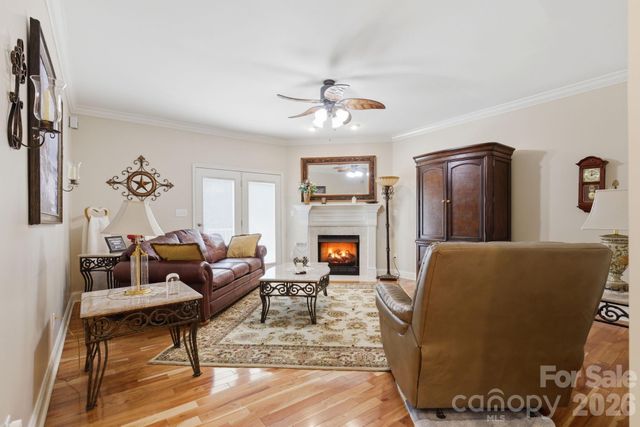 5518 Land Harbour Drive, Granite Falls, NC 28630