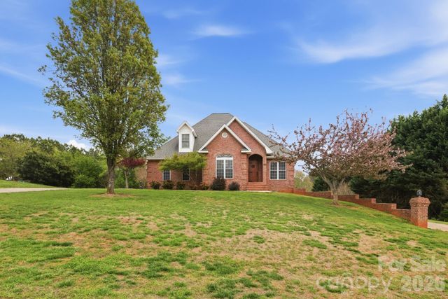 5518 Land Harbour Drive, Granite Falls, NC 28630