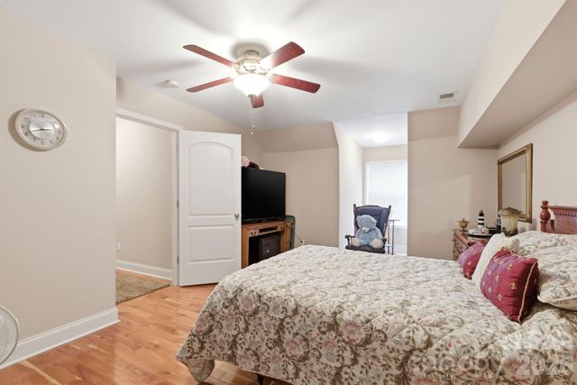 5518 Land Harbour Drive, Granite Falls, NC 28630