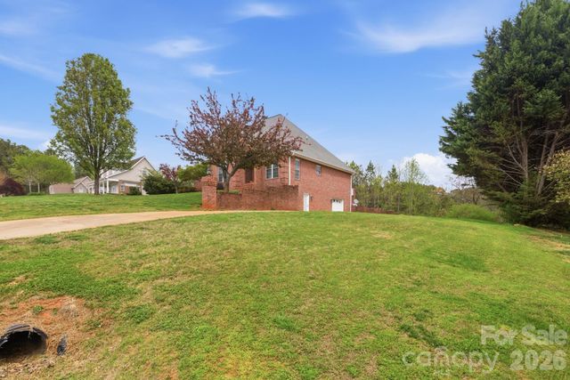 5518 Land Harbour Drive, Granite Falls, NC 28630