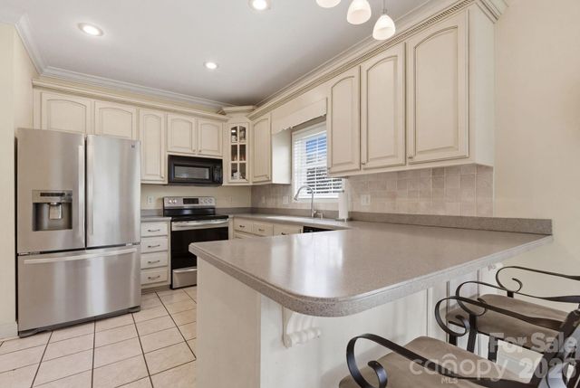 5518 Land Harbour Drive, Granite Falls, NC 28630