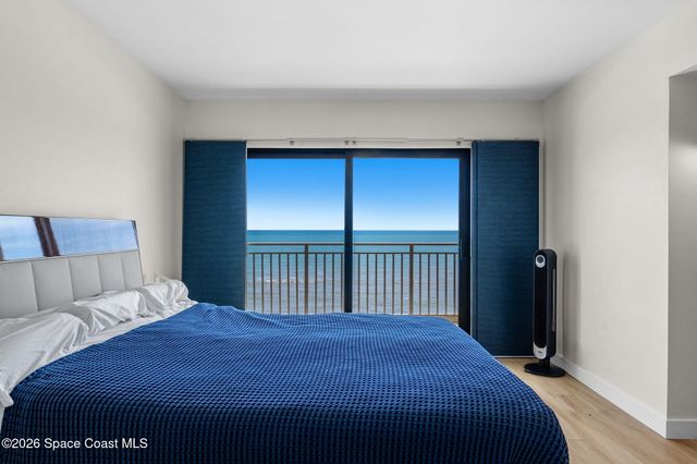 2835 N Highway A1a 902, Indialantic, FL 32903