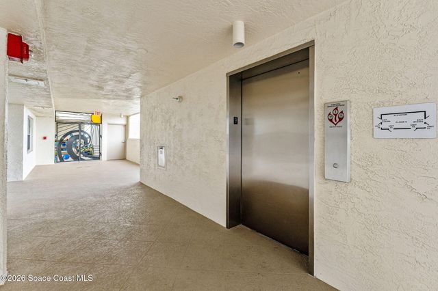 2835 N Highway A1a 902, Indialantic, FL 32903