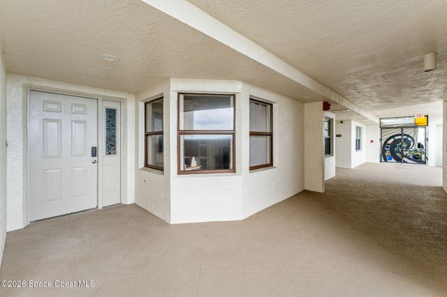 2835 N Highway A1a 902, Indialantic, FL 32903
