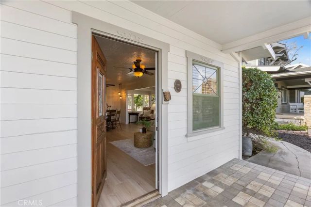 127 S Redwood Avenue, Brea, CA 92821