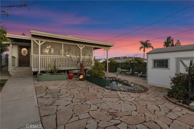 127 S Redwood Avenue, Brea, CA 92821