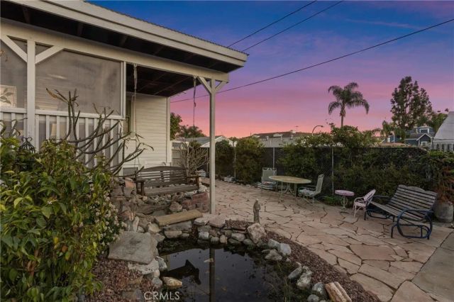 127 S Redwood Avenue, Brea, CA 92821