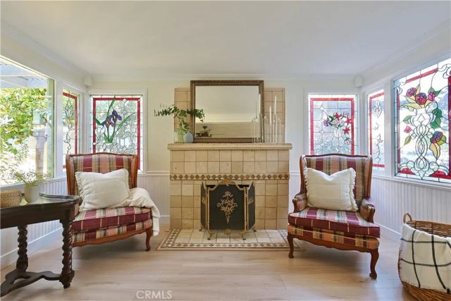 127 S Redwood Avenue, Brea, CA 92821
