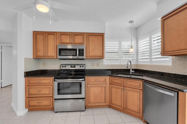 6000 BAHIA DEL MAR CIRCLE 132, St Petersburg, FL 33715