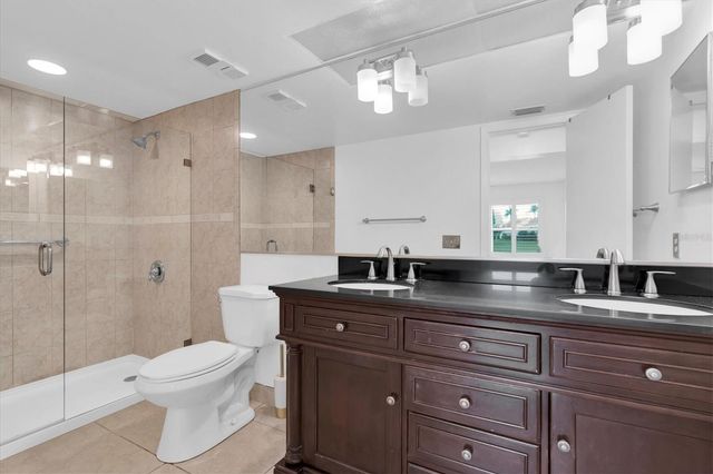 6000 BAHIA DEL MAR CIRCLE 132, St Petersburg, FL 33715