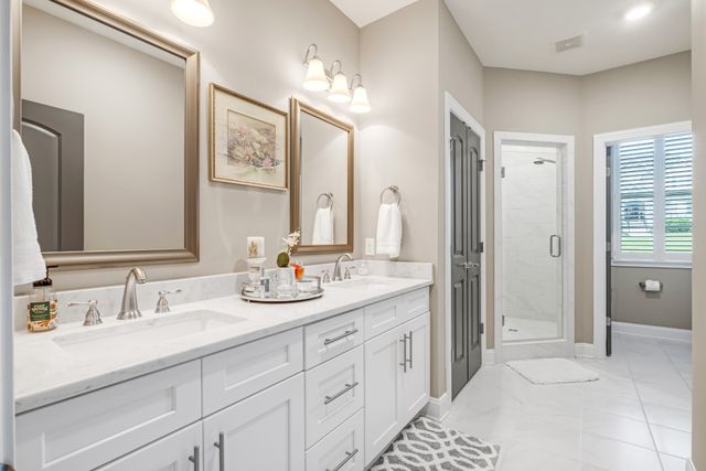 126 Thornwood Pl, Hendersonville, TN 37075