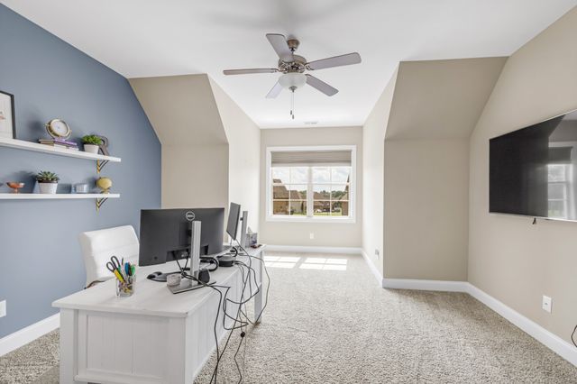 126 Thornwood Pl, Hendersonville, TN 37075