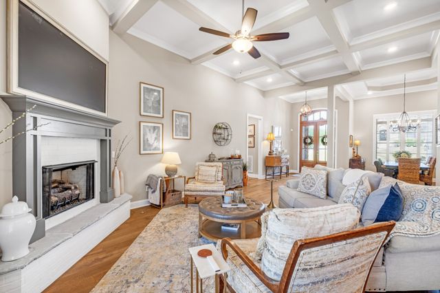 126 Thornwood Pl, Hendersonville, TN 37075