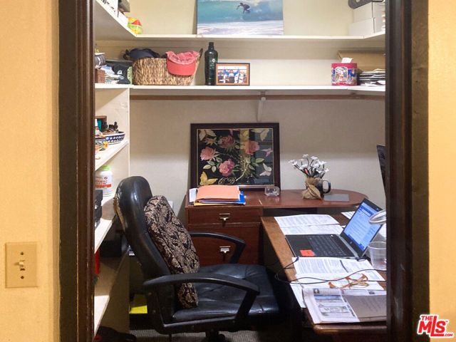 25614 Timpangos Drive, Calabasas, CA 91302