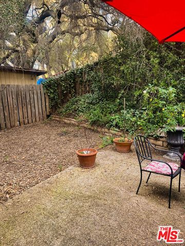 25614 Timpangos Drive, Calabasas, CA 91302