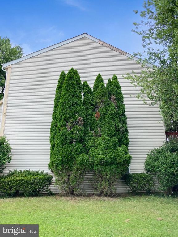 1 SURRY CT, Reisterstown, MD 21136