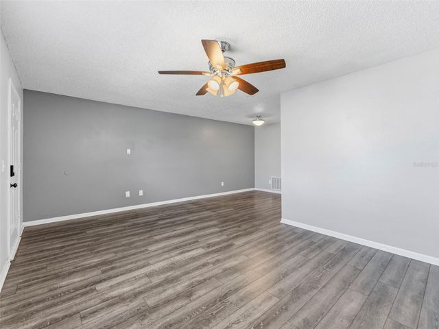 9109 W HILLSBOROUGH AVENUE J107, Tampa, FL 33615