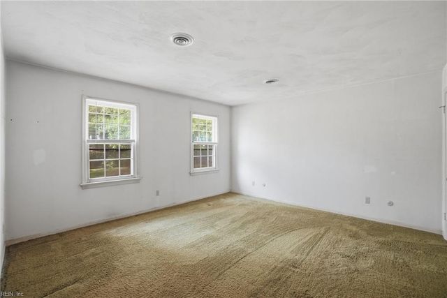 4852 Graystone CT, Virginia Beach, VA 23464