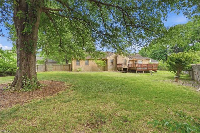 4852 Graystone CT, Virginia Beach, VA 23464