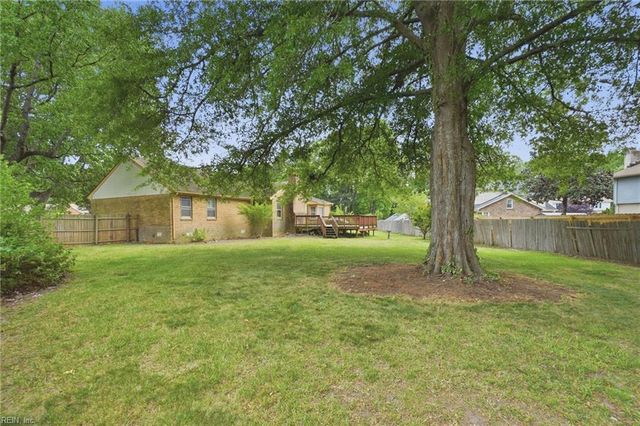 4852 Graystone CT, Virginia Beach, VA 23464