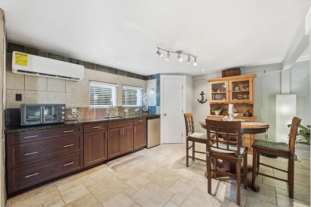 1314 15th Street, Galveston, TX 77550