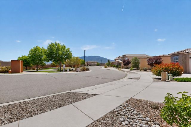 7131 Wrangell Loop NE, Rio Rancho, NM 87144