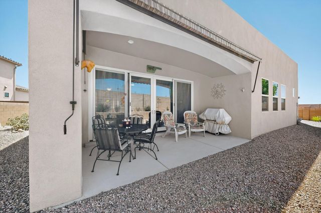 7131 Wrangell Loop NE, Rio Rancho, NM 87144