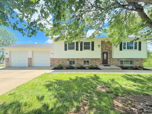 3373 Moffett Road, Morning View, KY 41063