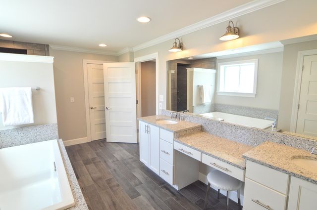 3373 Moffett Road, Morning View, KY 41063