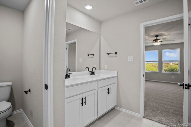 3230 Blantyre, Converse, TX 78109