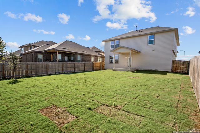 3230 Blantyre, Converse, TX 78109