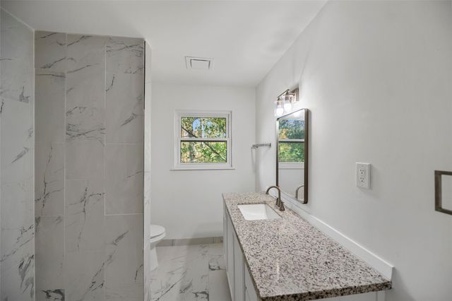 1123 Doral Lane, Houston, TX 77073