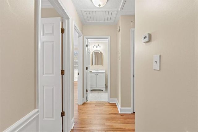 2051 Bishop Creek Drive, Marietta, GA 30062