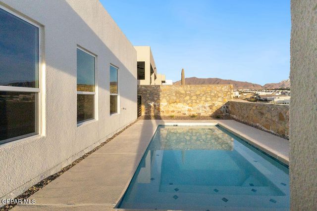 7436 CIMARRON RIM Drive, El Paso, TX 79911