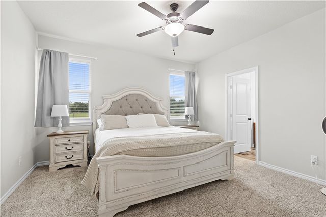 596 J W Martine Road, Hearne, TX 77859