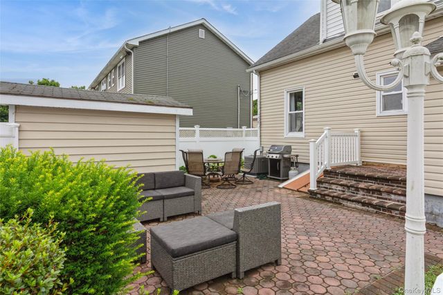 469 Chester Street, Uniondale, NY 11553