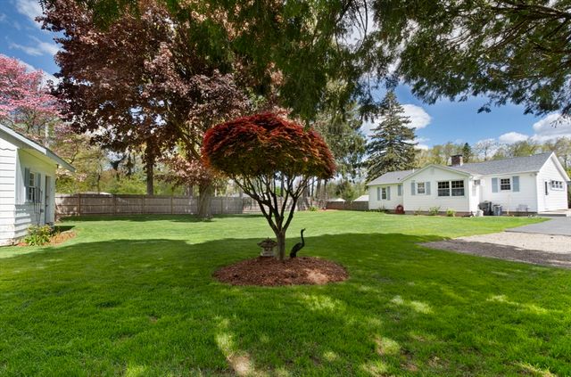 70 Trinity Ave, Worcester, MA 01605