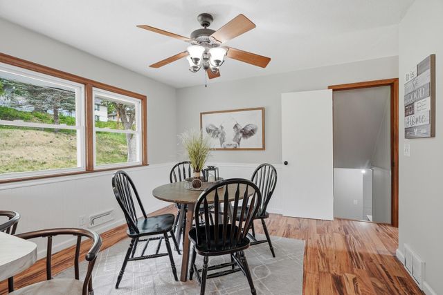 7944 Hillside Trail S, Cottage Grove, MN 55016