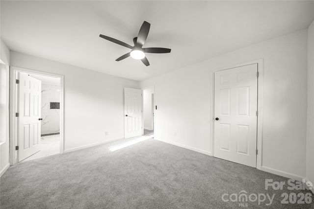 10107 Clairemore Place, Charlotte, NC 28216