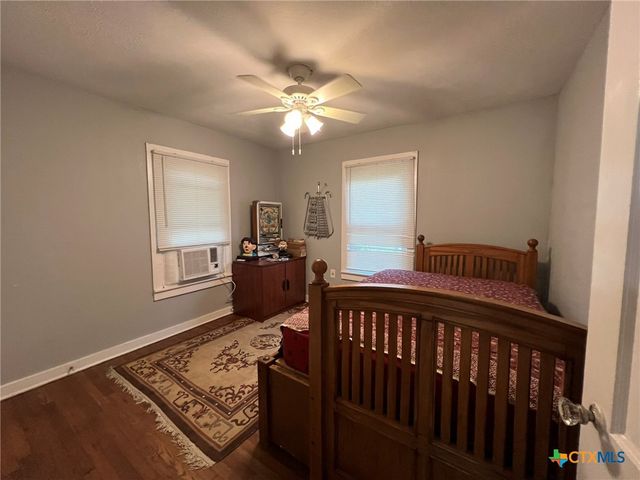 859 Oasis Street, New Braunfels, TX 78130