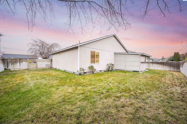 7219 W 4th Ave, Kennewick, WA 99336