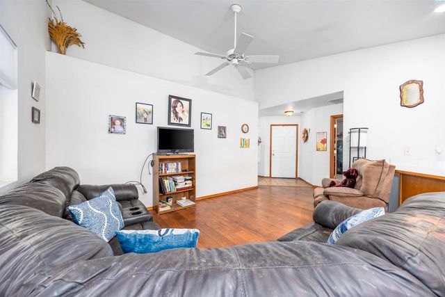 7219 W 4th Ave, Kennewick, WA 99336