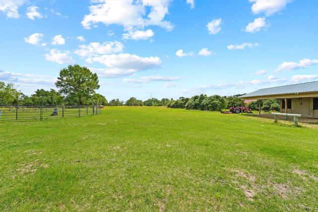 41481 Fm 3346 Road, Hempstead, TX 77445