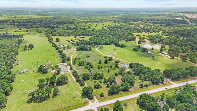 41481 Fm 3346 Road, Hempstead, TX 77445