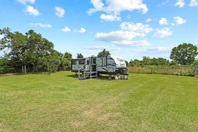 41481 Fm 3346 Road, Hempstead, TX 77445